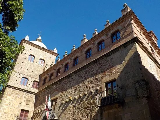 Palacio Toledo-Moctezuma