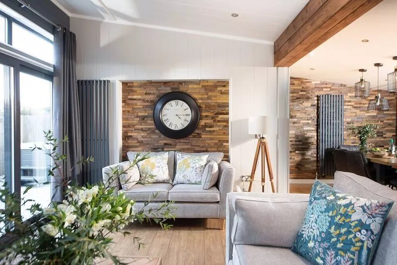 Hawthorne Lodge, 15 Roadford Lake Lodges