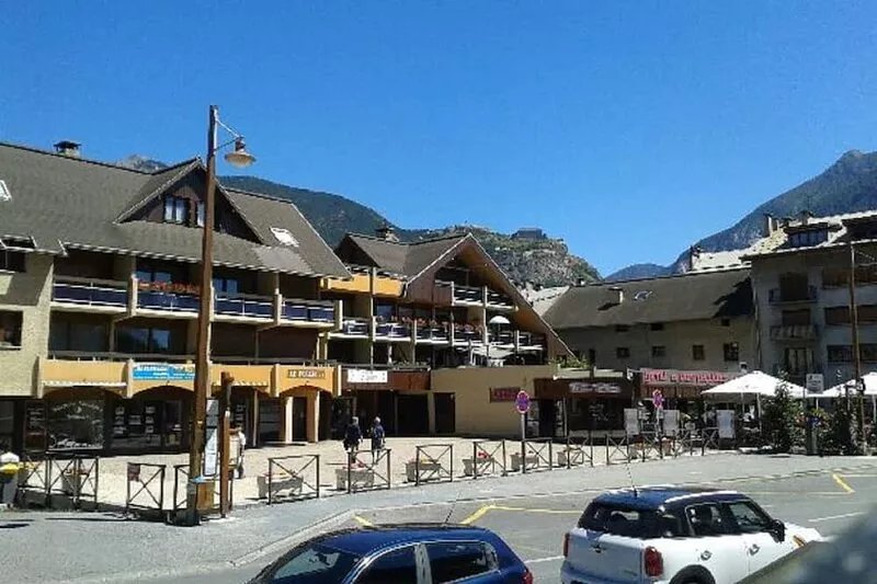 Serre-Chevalier Vallée ..... Briançon