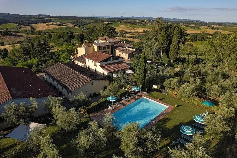 Farmhouse Colombaiolo Apartment Simona with swimming pool