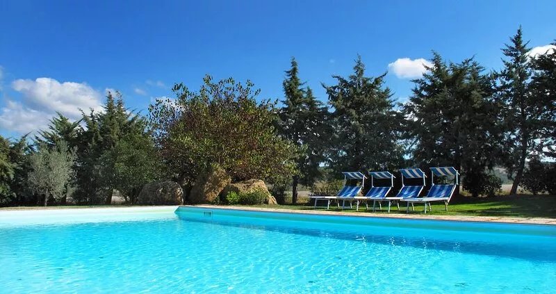 Classic Tuscany | Agriturismo le Selvole | Private pool and garden