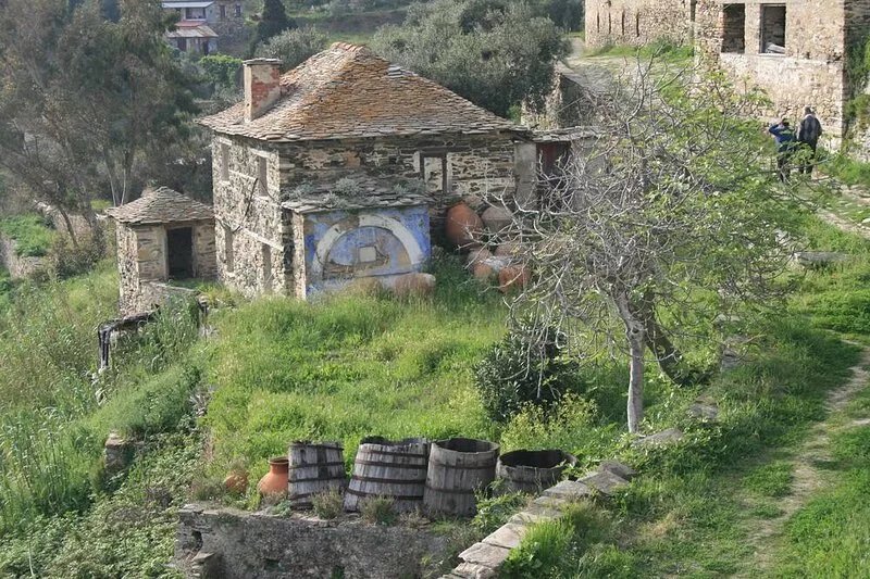 Villa with garden views and 150m from the beach