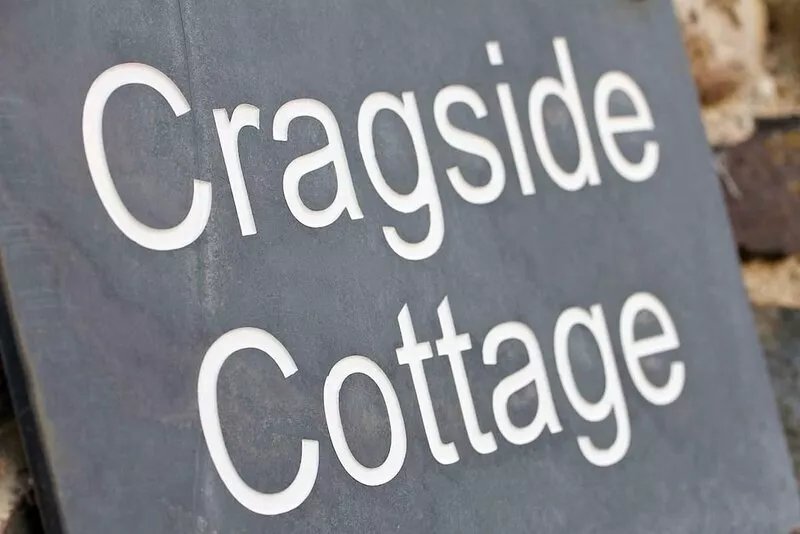 Cragside Cottage -  a cottage that sleeps 7 guests  in 4 bedrooms