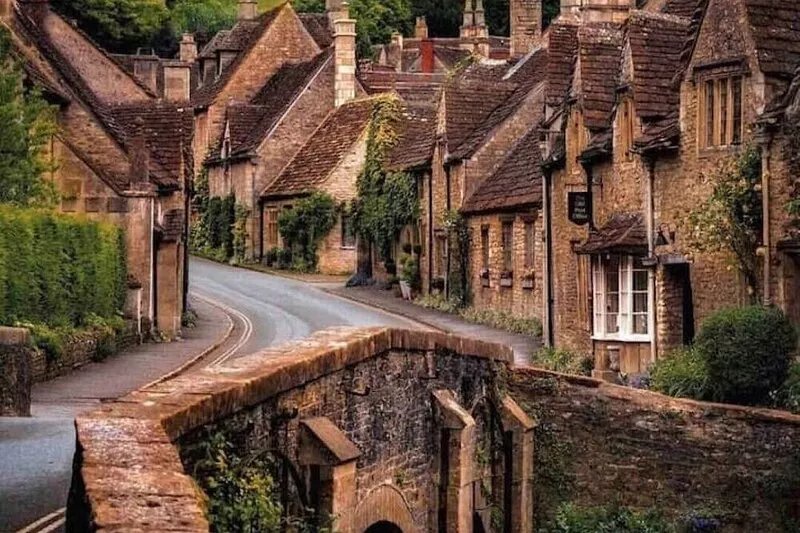 Conde Nast voted top Cotswold holiday let