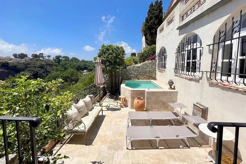 Stunning Home - Renovated: 5 Bedrooms, Pool, Air Con, Sea View Terraces