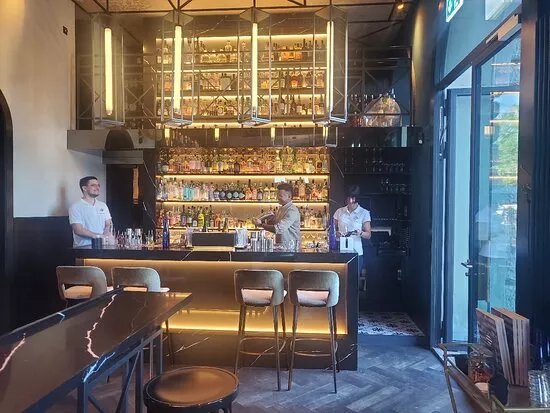 Bar Am Wasser