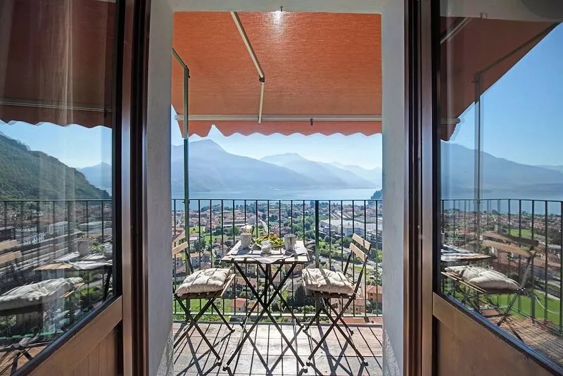Vacation Apartment in Beautiful Vineyard 'Crotto Palma' with Lake View & Wi-Fi